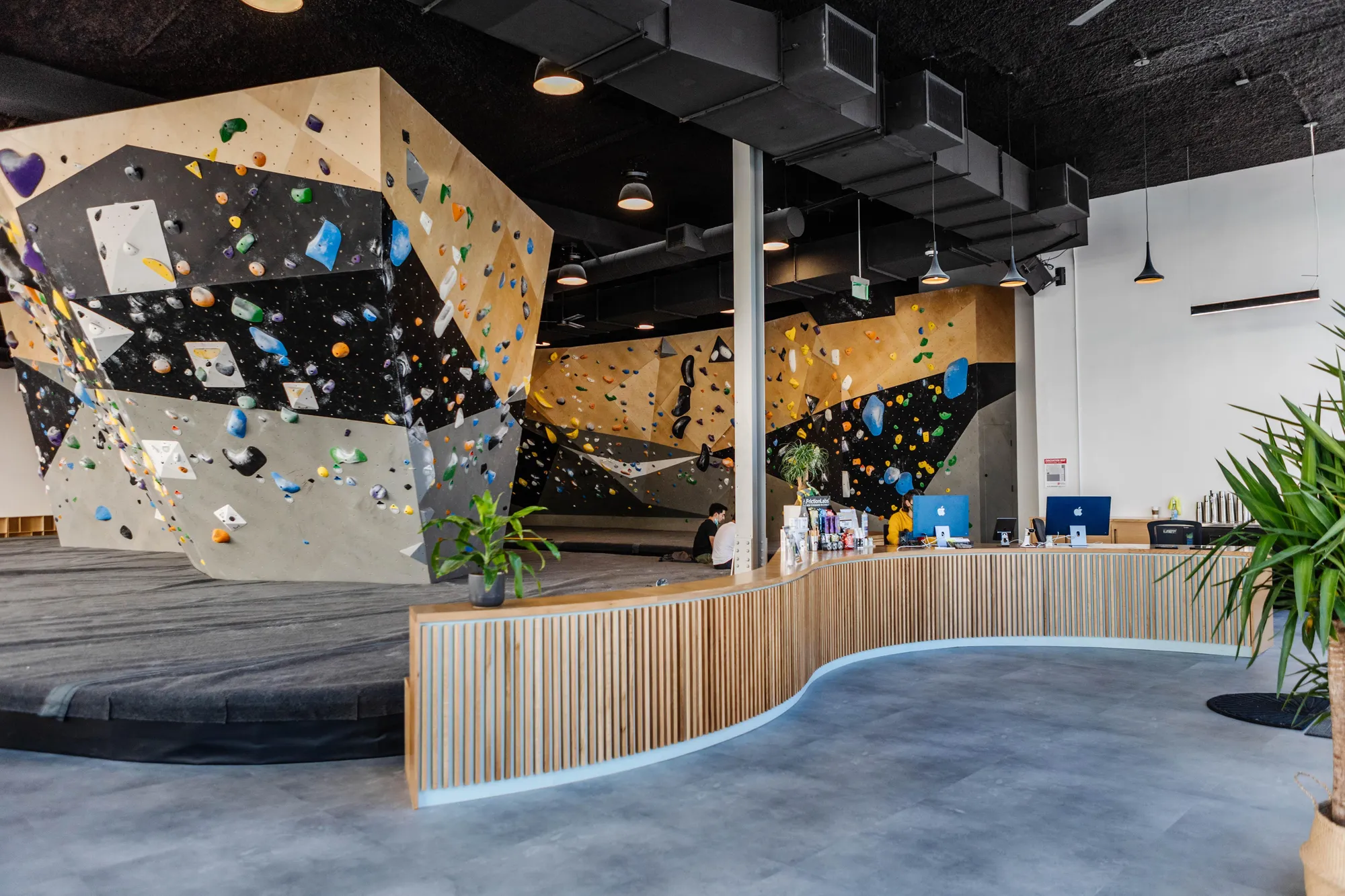 Benchmark — San Francisco, CA