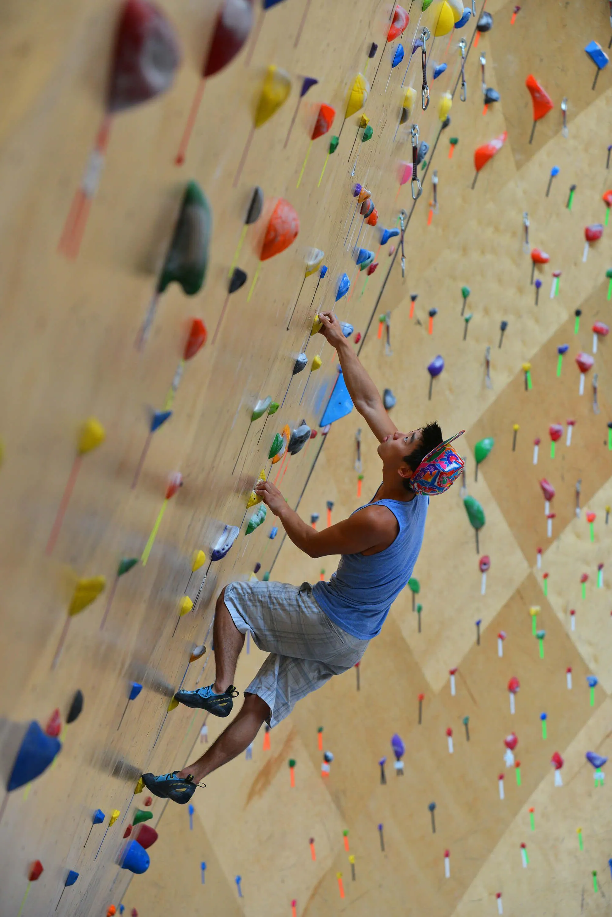 A more close up perspective on how deceiving the curvature of some ARC wall designs at BKB can be.
