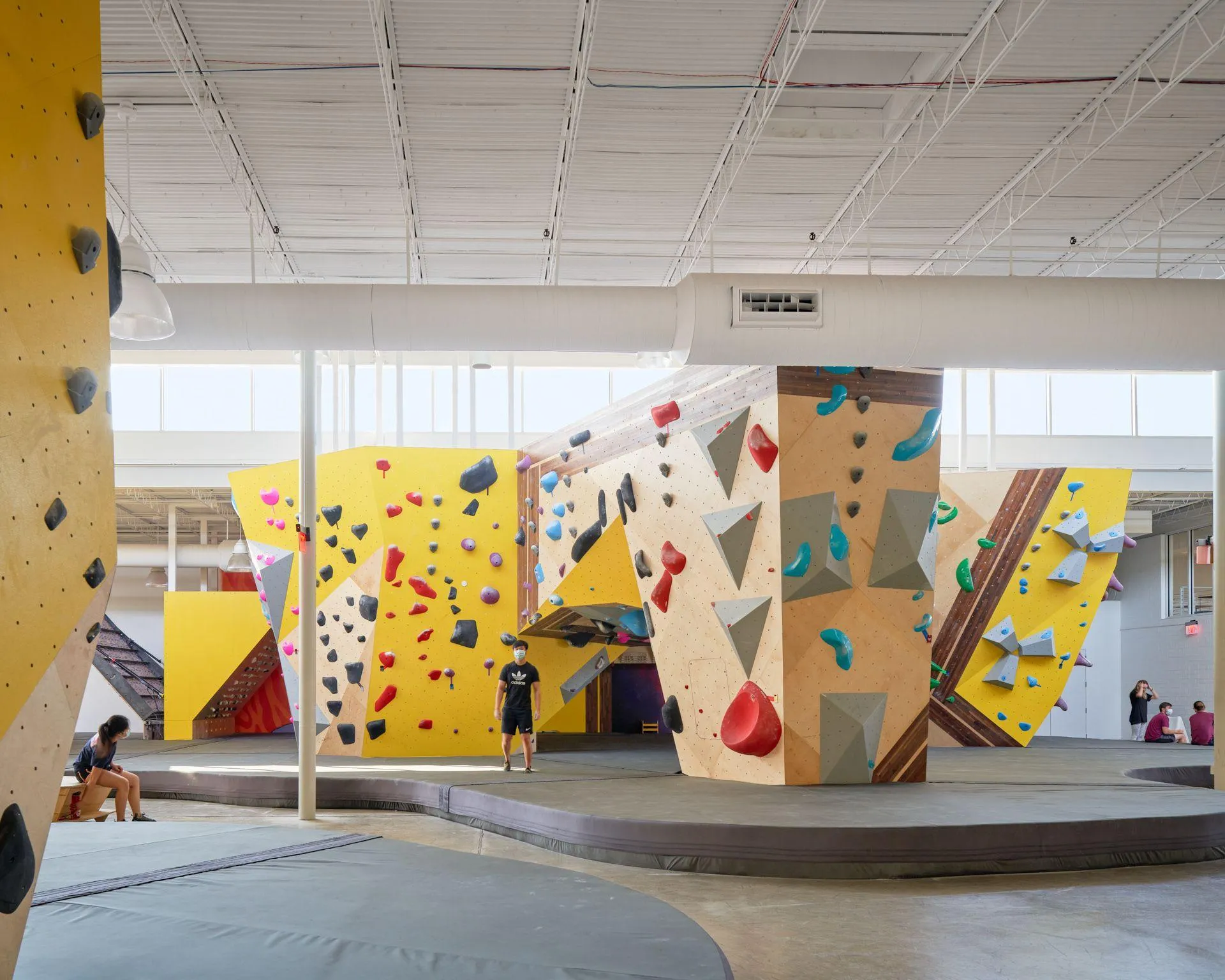A seamless transition between an intense cave formation and Crux's climbing-specific training walls, including an ATP wall.
