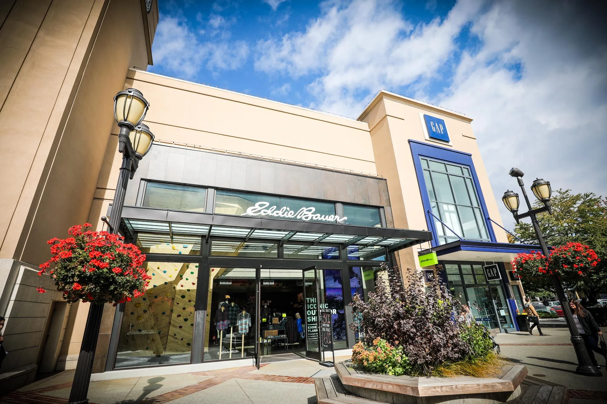 Eddie Bauer Flagship Store