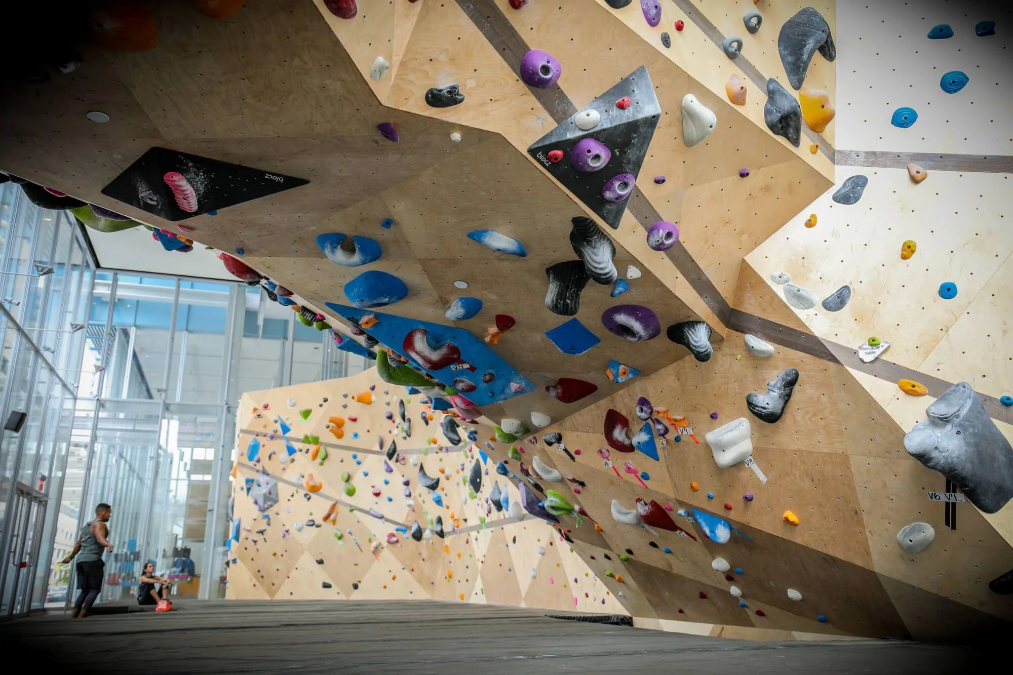 Looking through the cave from the backside, you can get a feel for how well-lit this facility is, as compared to the challenge owner Cesari had creating this at his original location.
